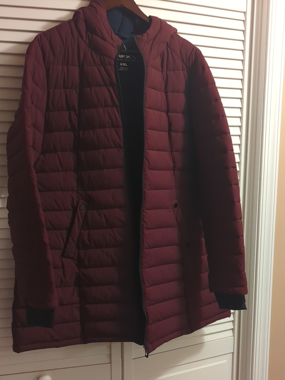 Women's Quilted Hooded Puffer Coat - Burgundy